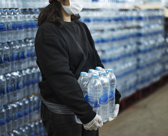 ABINAM envia água mineral natural a municípios afetados pelo rompimento da Ponte JK